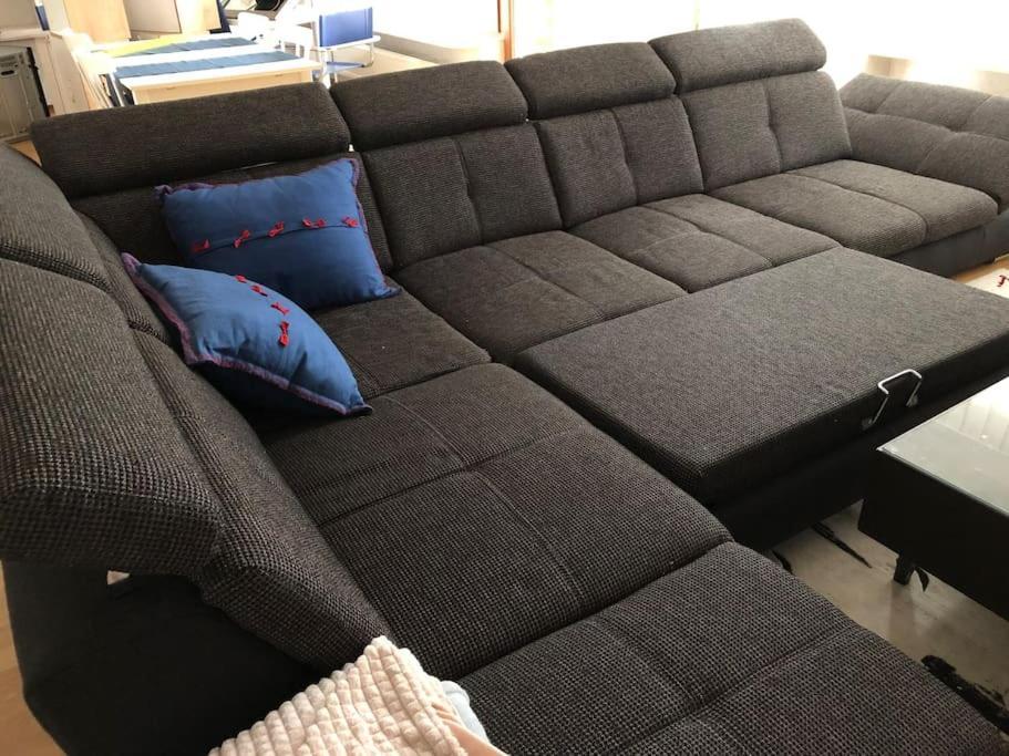 Grosse, Helle Wohnung Fuer Bis Zu 6 Personen Weinheim Extérieur photo