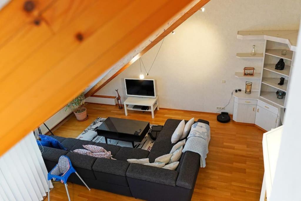 Grosse, Helle Wohnung Fuer Bis Zu 6 Personen Weinheim Extérieur photo