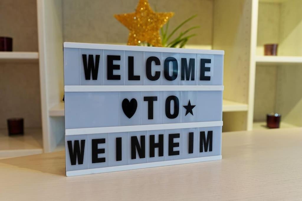 Grosse, Helle Wohnung Fuer Bis Zu 6 Personen Weinheim Extérieur photo